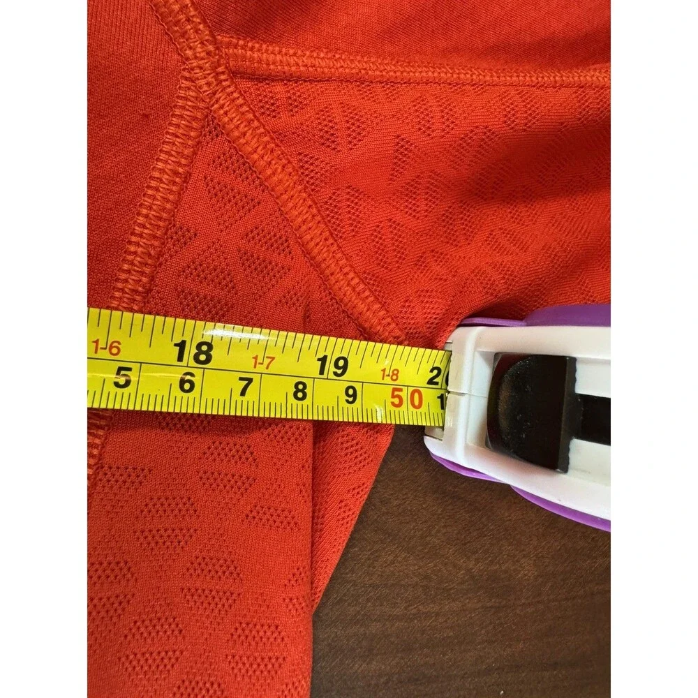 The North Face Sweater Men Small Red Long Sleeve 1/4 Zip Polyester